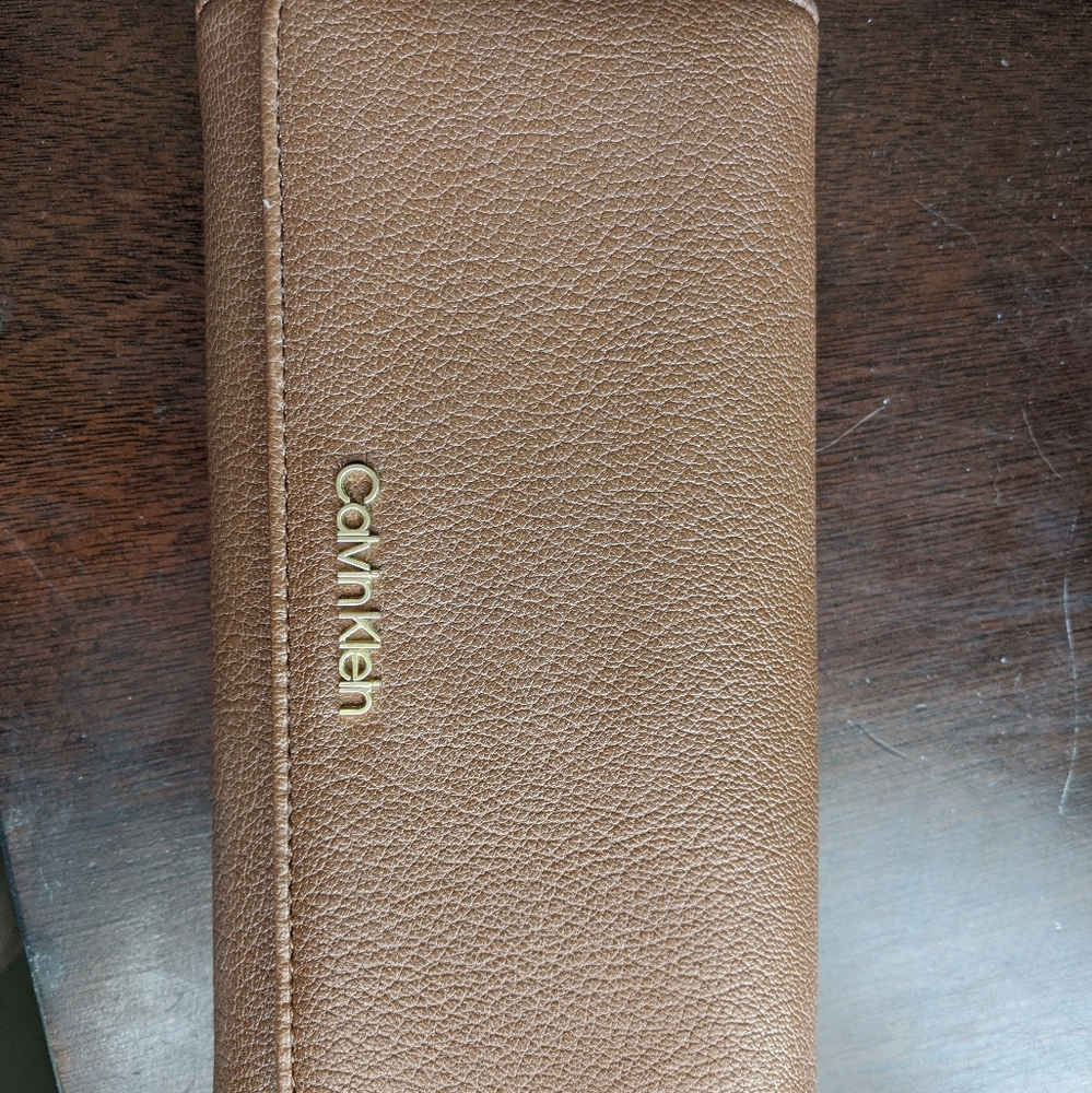 Calvin Klein Brown Leather Wallet - Picture 1 of 5
